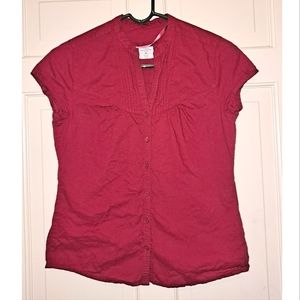Women’s red short sleeve shirt size 4 blouse vneck casual button up top summer